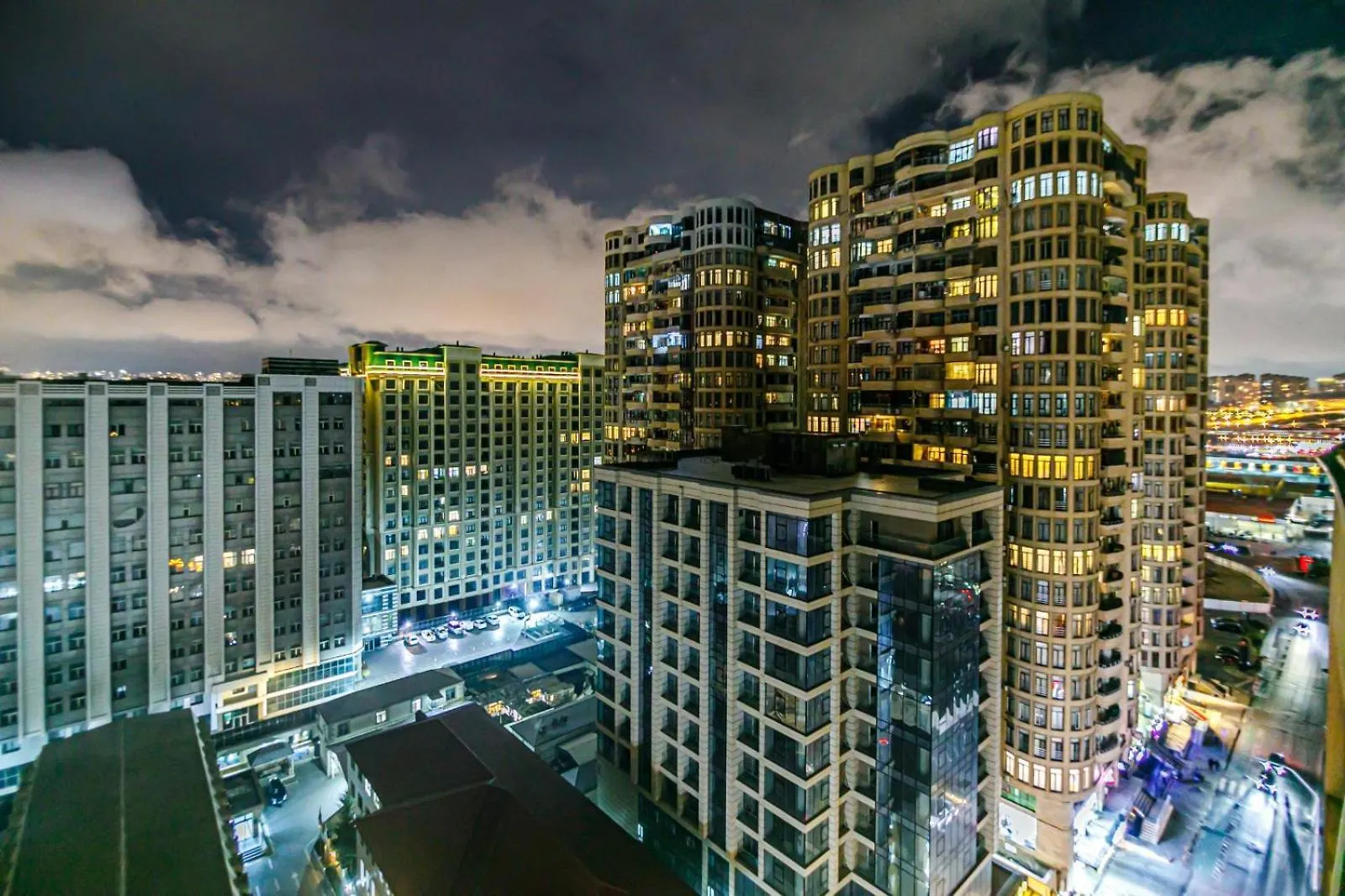 Ideal Apartment 16 باكو